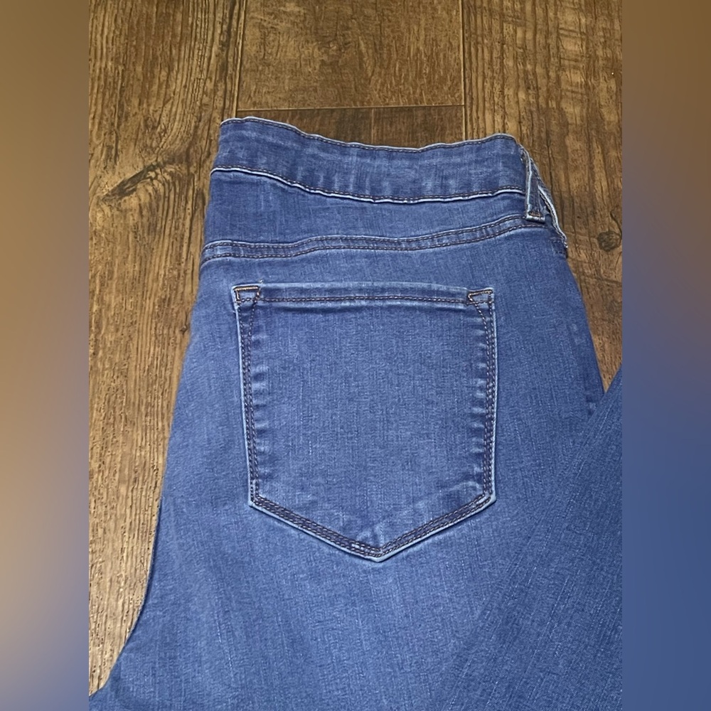 Old Navy Women's Jeggings - Picture 3 of 7